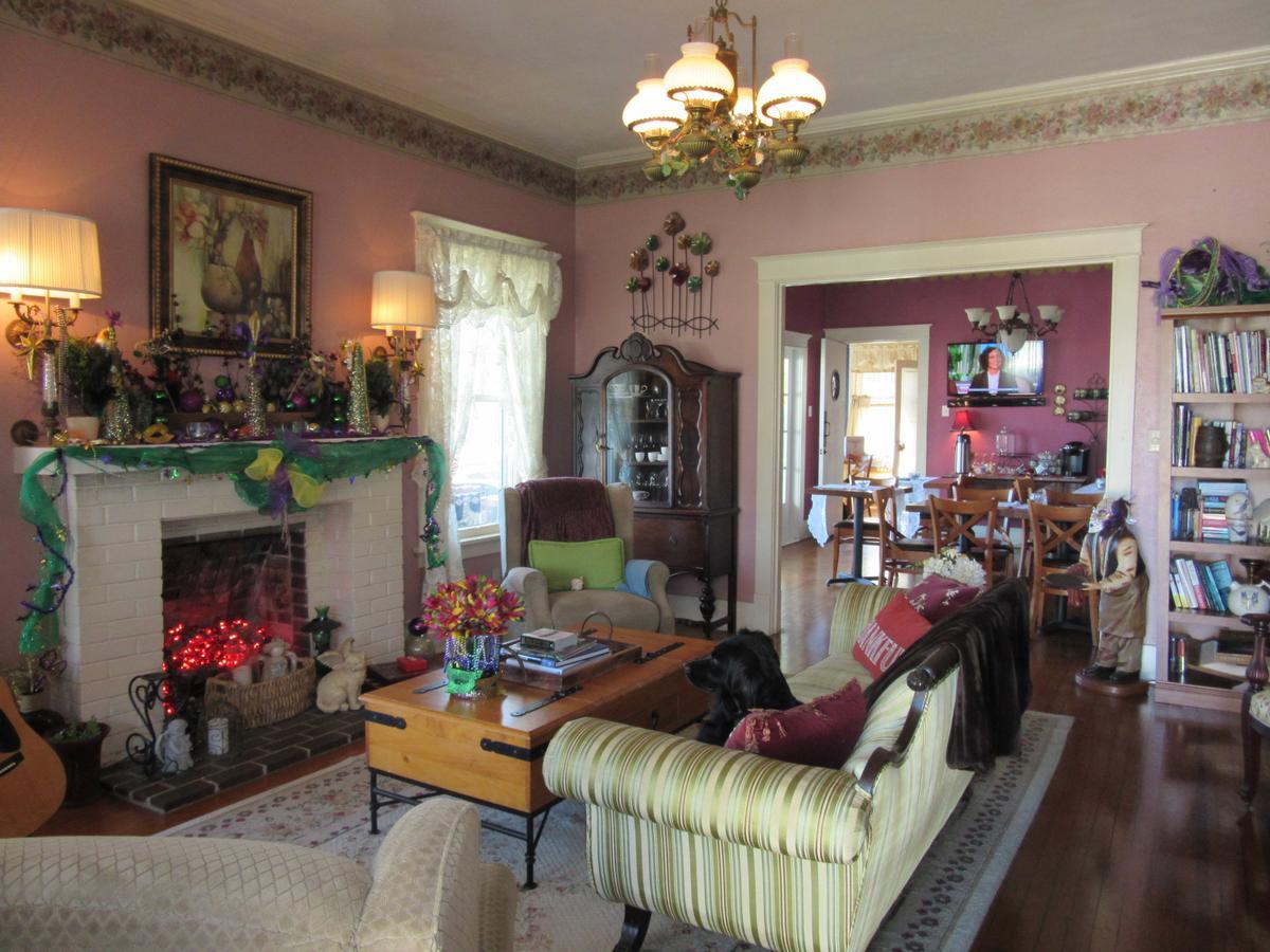 The Carriage House Bed & Breakfast Jefferson Exterior photo